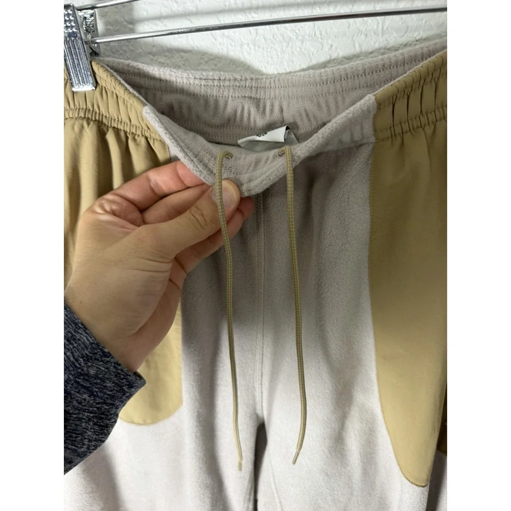 Nike Air ACG Wolf Tree Plus Fleece Pants College Grey Beige Men Sz S HJ2864-009 - Picture 6 of 8